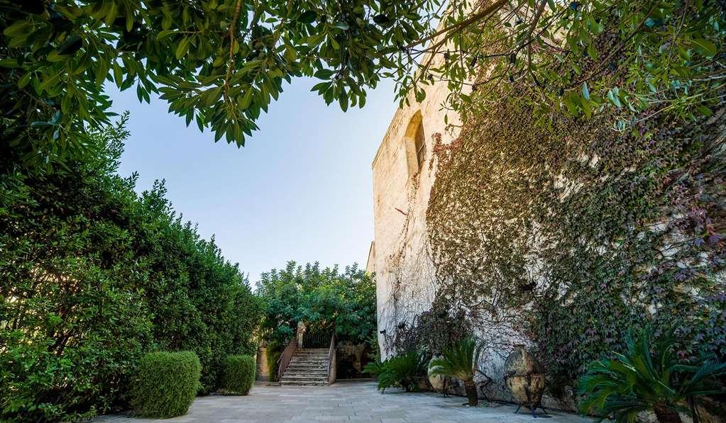 Готель Torre Del Parco Лечче Екстер'єр фото